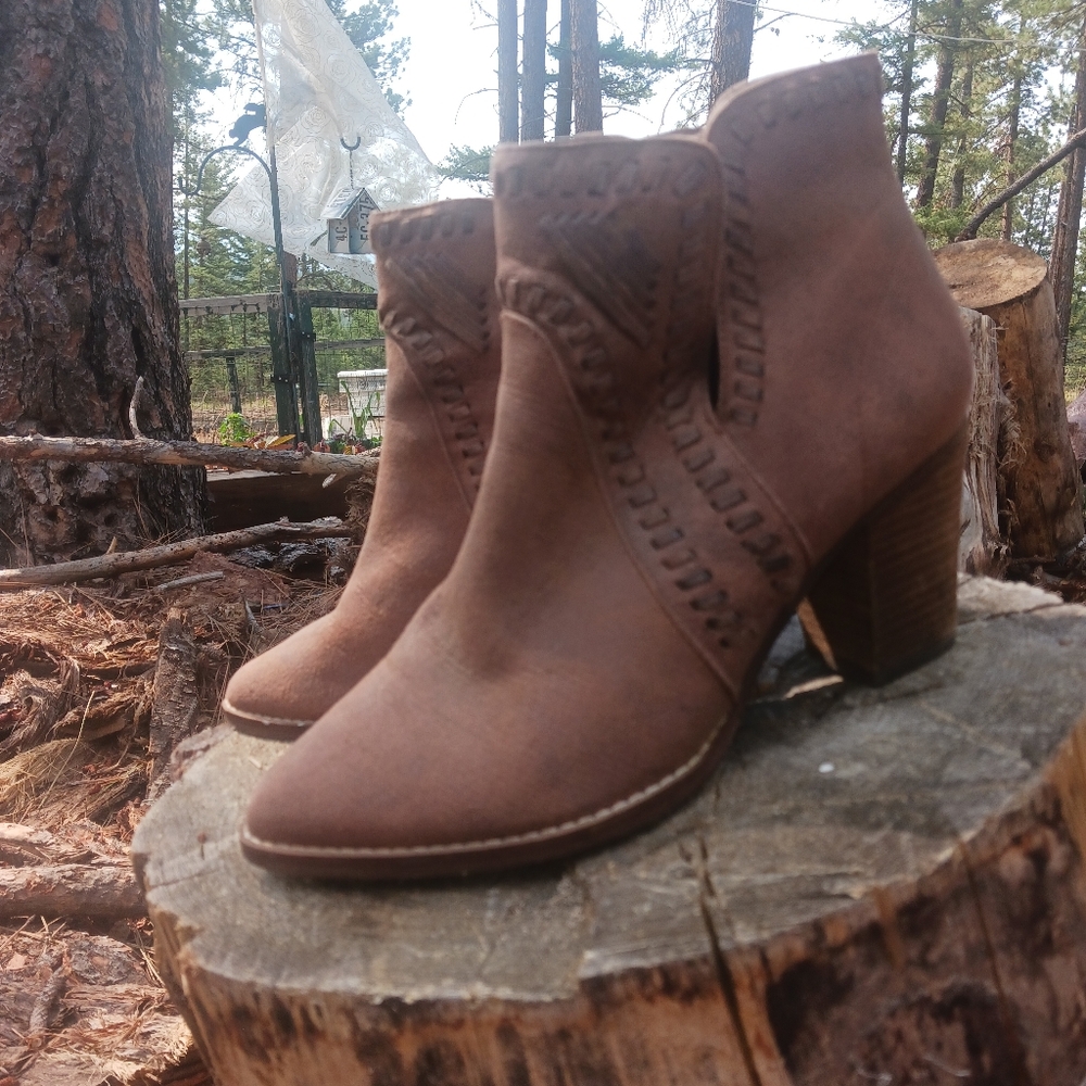 ZiGiSOHO Boots Size 10